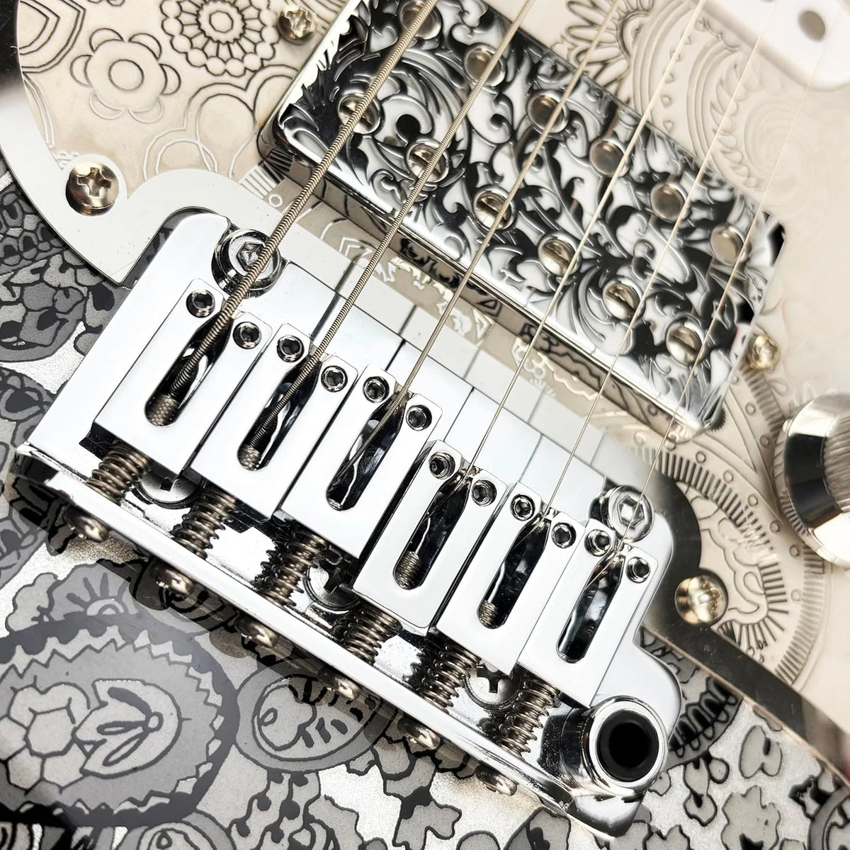 Chrome 2 Point Guitar Bridge Tremolo with Brass Saddles Fit Stratocaster Strat