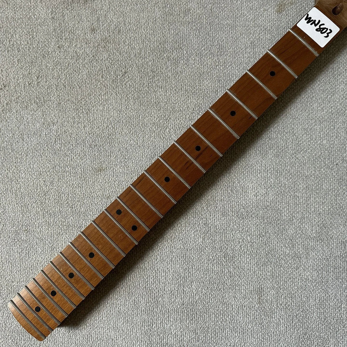 Guitar Neck, 22 Frets, Roasted Maple