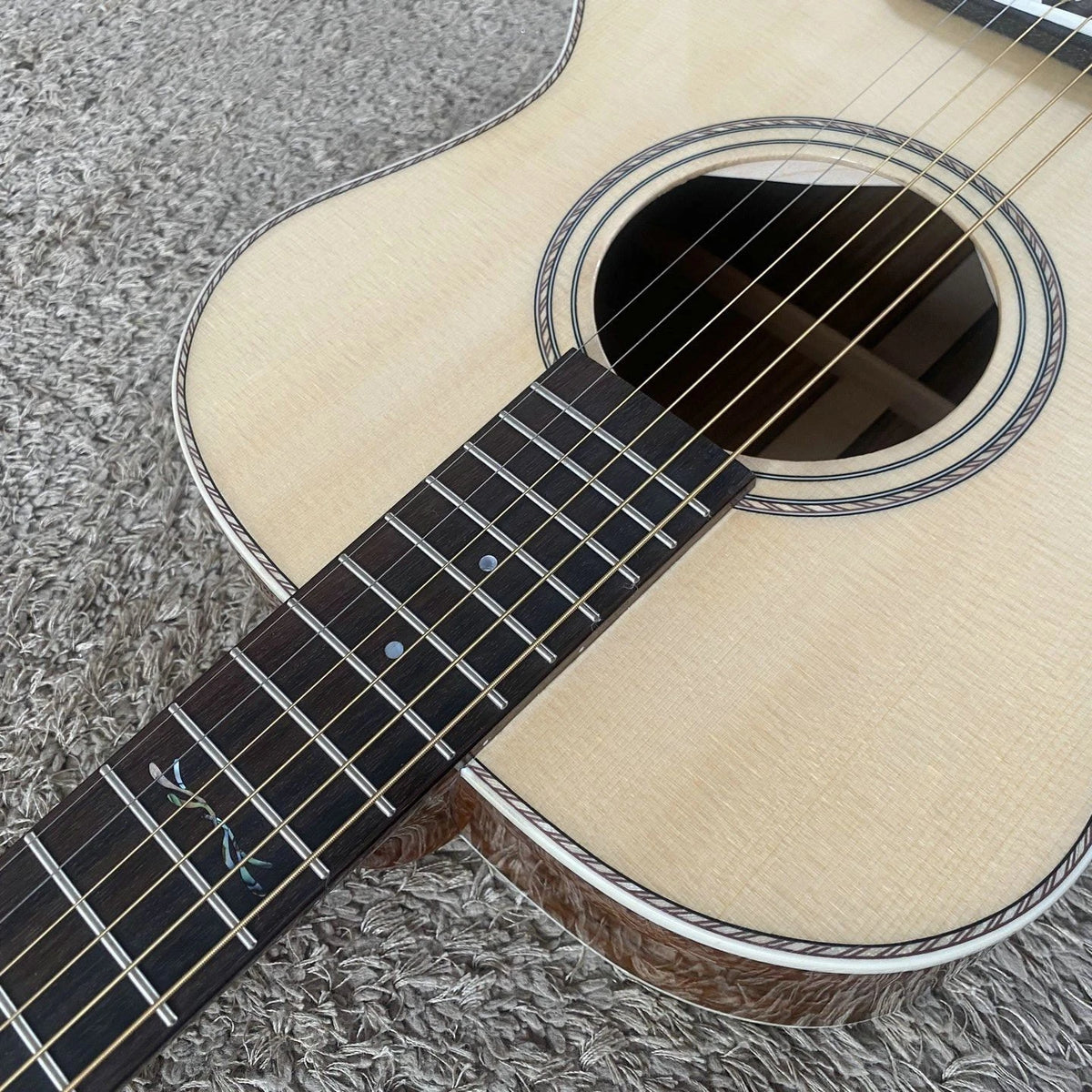 36-Inch Acoustic Guitar, Spruce Top, Mahogany Neck, Rosewood Body, Natural