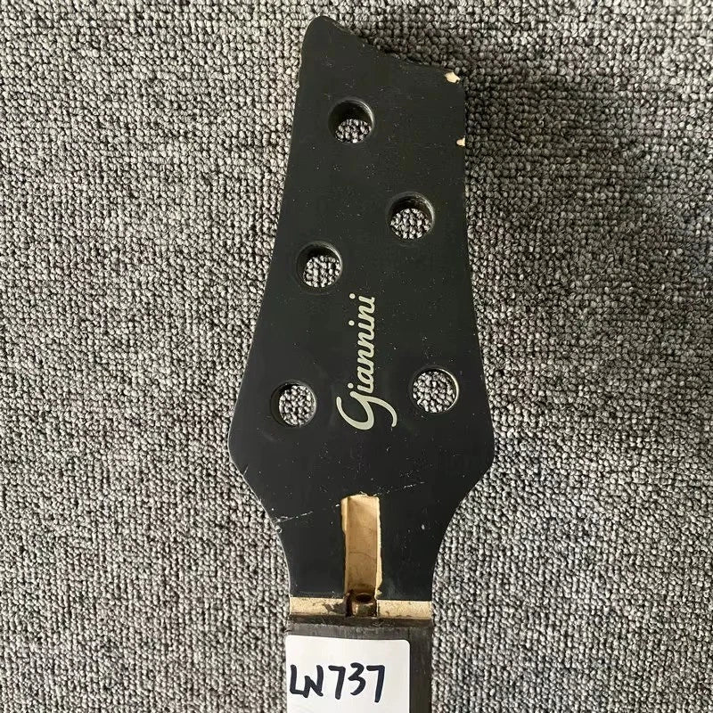 Black 5 String Bass Maple Wood Neck, Rosewood 24 Frets Fingerboard