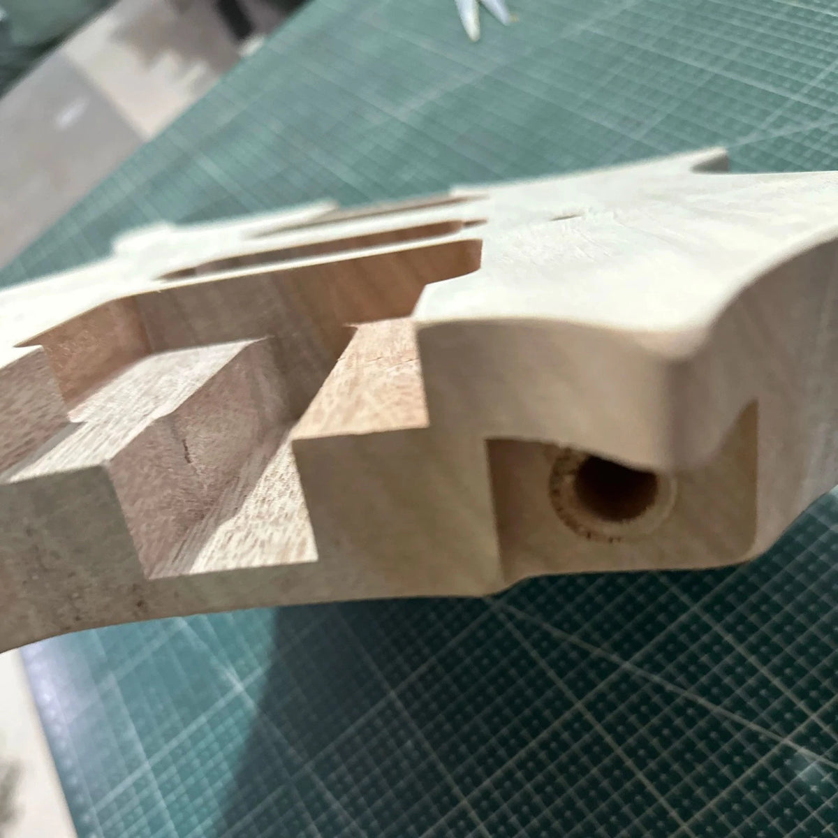 Unfinished Headless 6-String Guitar Body, Mahogany with Flame Maple Veneer