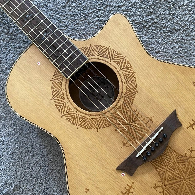 Acoustic Guitar Red Pine Engraved Top Body Mahogany Neck Rosewood Fingerboard