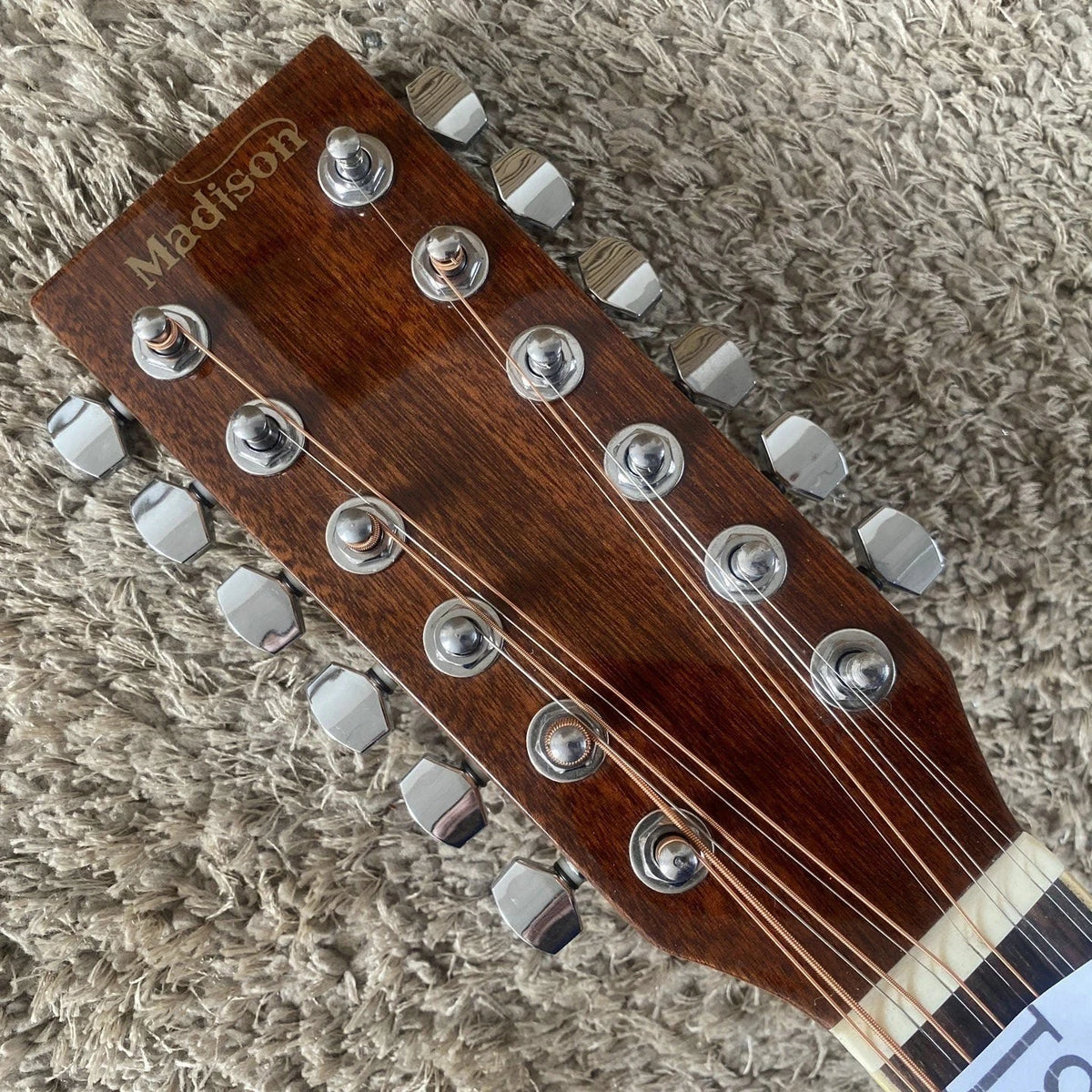 12 String Acoustic Guitar, Spruce Top Body, Mahogany Neck