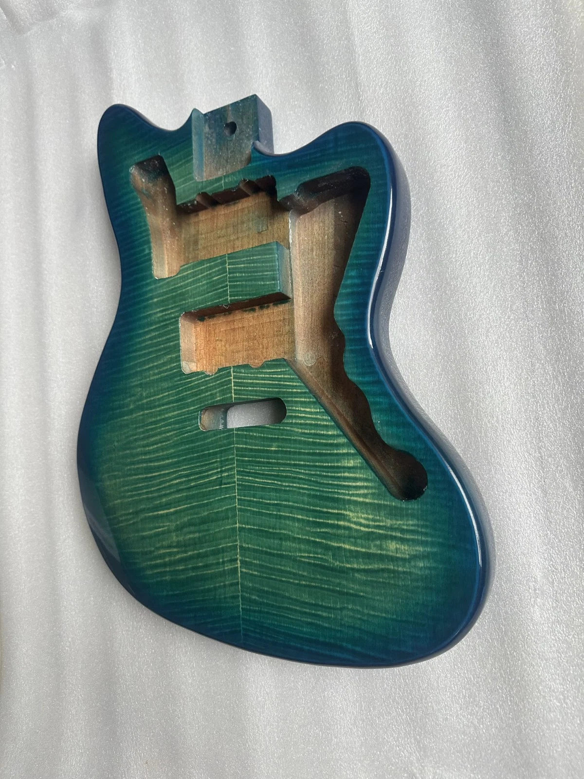 Mahogany Wood Blue Burst Guitar Body with Tiger Maple Top Fit Jazzmaster