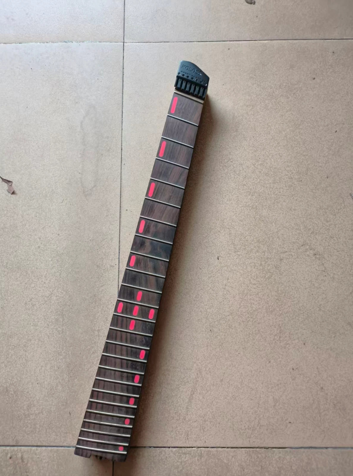 Koloss Headless Guitar 7 String Maple Neck, Rosewood FIngerboard, Lock Head Nut