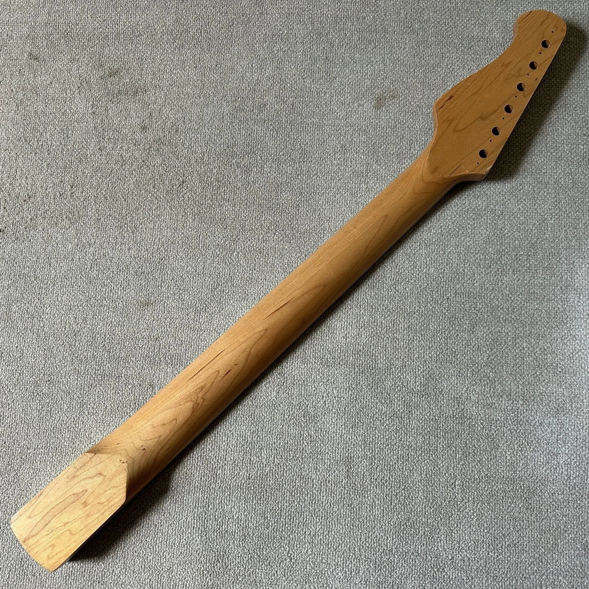 Guitar Neck, 22 Frets, Maple and Rosewood
