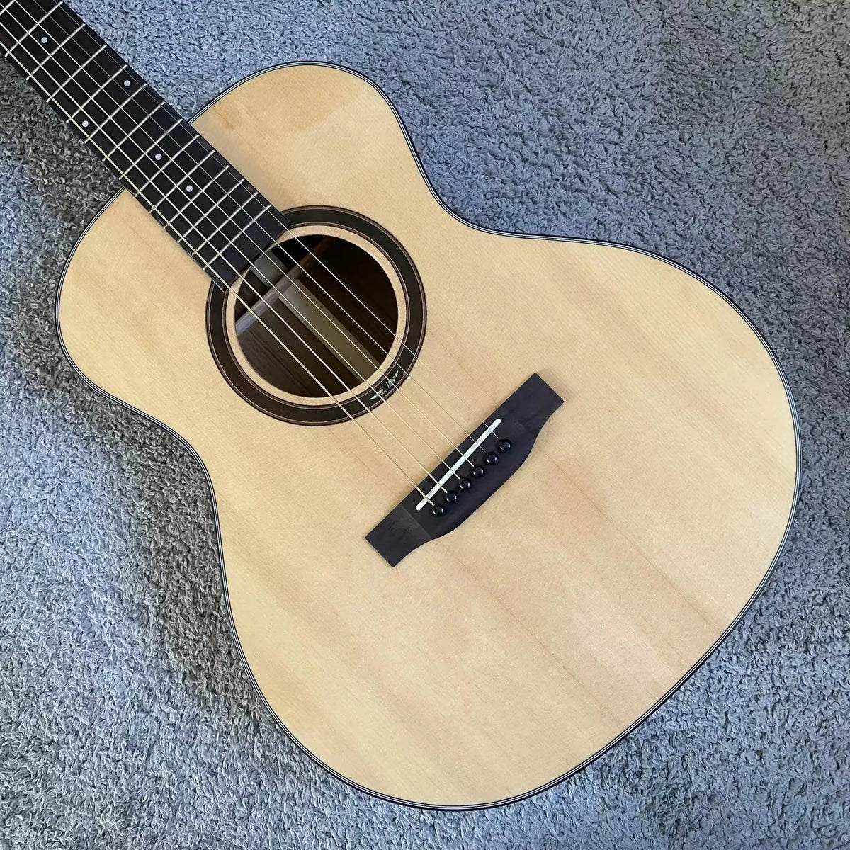 36-Inch All-Solid Acoustic Guitar, Mahogany Neck, Rosewood Fingerboard, 22 Frets