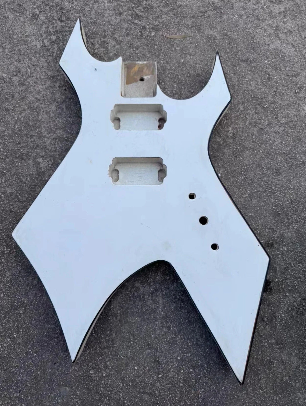 White HH Guitar Solid Basswood Body Fit Warlock Guitar