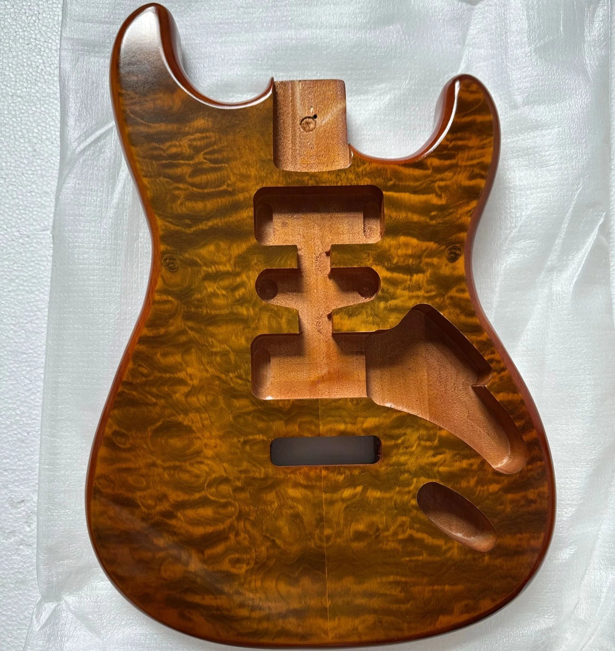 Waterwave Guitar Body, Mahogany, Matte Nitro Fit ST
