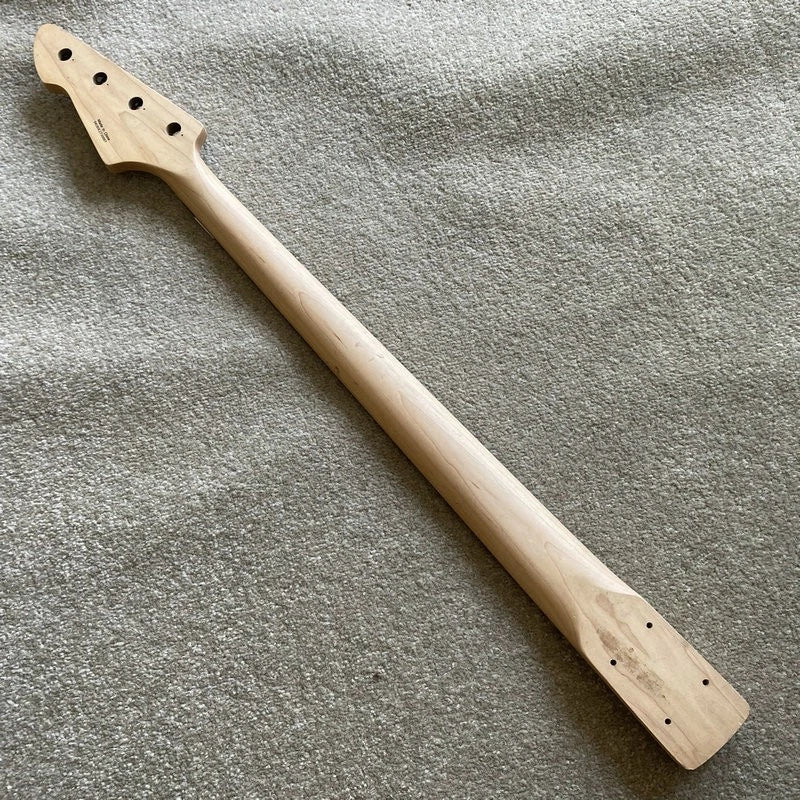 Peavey 4 String Bass Maple Wood Neck, Rosewood Fingerboard, Defected Truss Rod