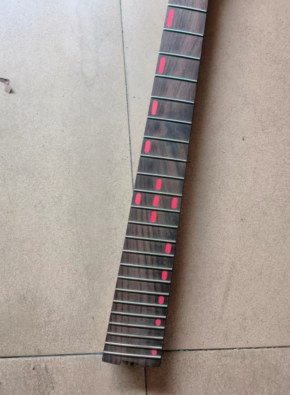 Koloss Headless Guitar 7 String Maple Neck, Rosewood FIngerboard, Lock Head Nut