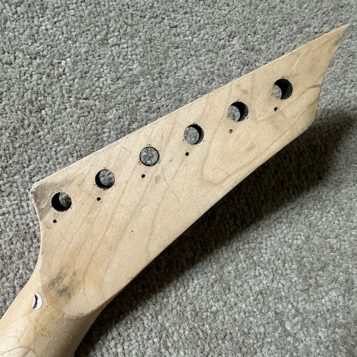 Reversed Head Guitar Maple Wood Neck, 24 Frets Rosewood Fingerboard