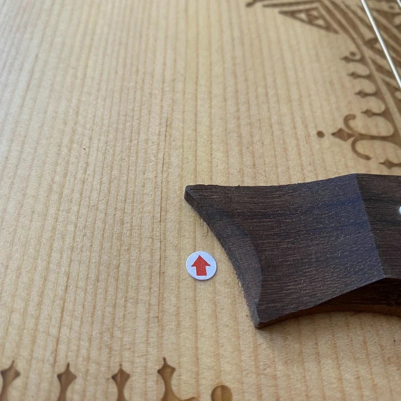 Acoustic Guitar Red Pine Engraved Top Body Mahogany Neck Rosewood Fingerboard