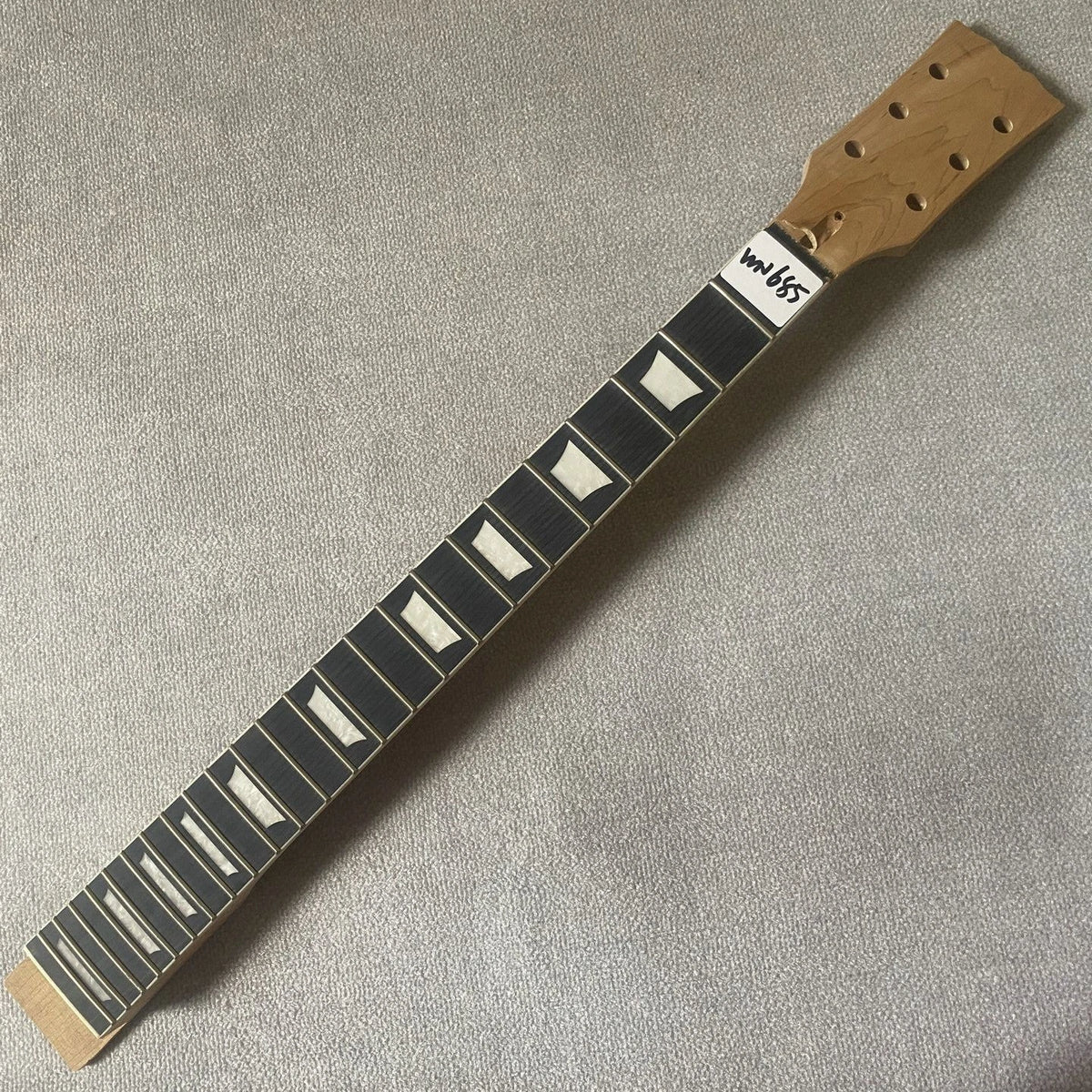 Electric Guitar Neck, Maple and Rosewood, 22 Frets, L3R3