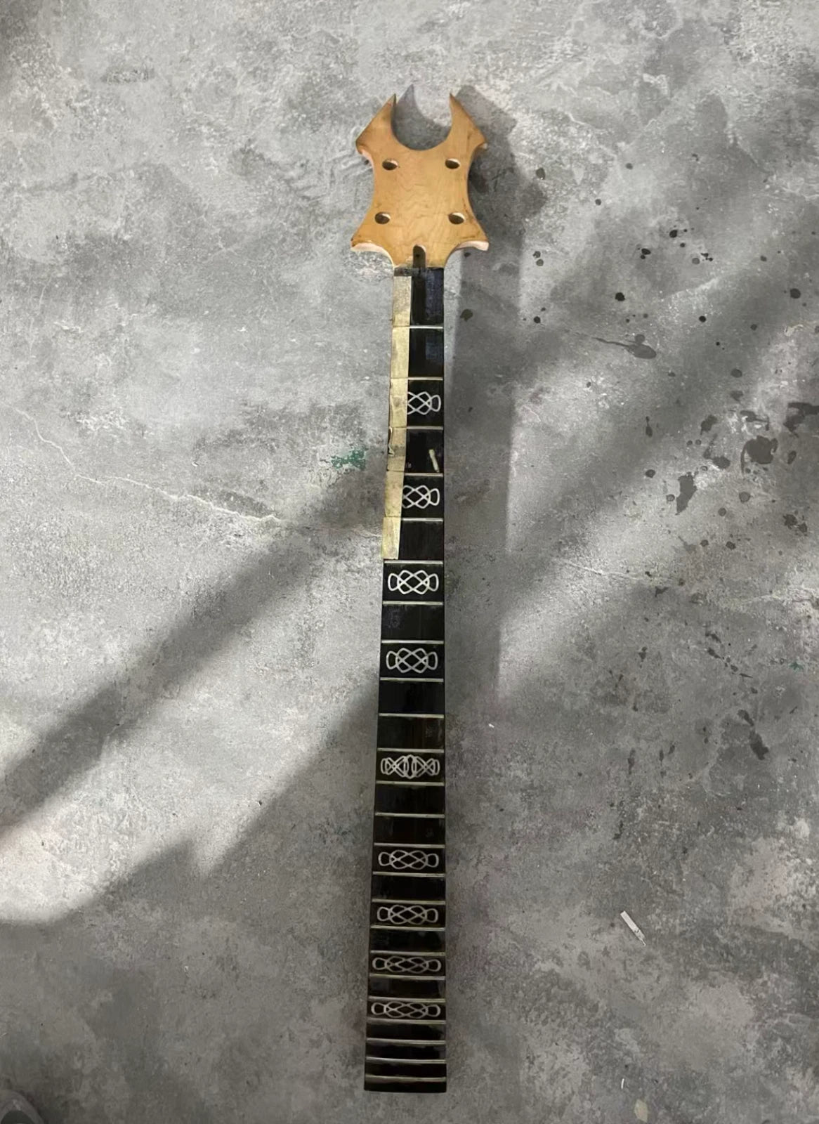 4 String Electric Bass Maple Neck, Rosewood Fingerboard Fit BC Rich