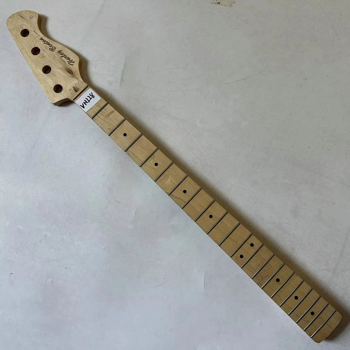 Standard-Scale Harley Benton 4-String Bass Neck, 20 Frets