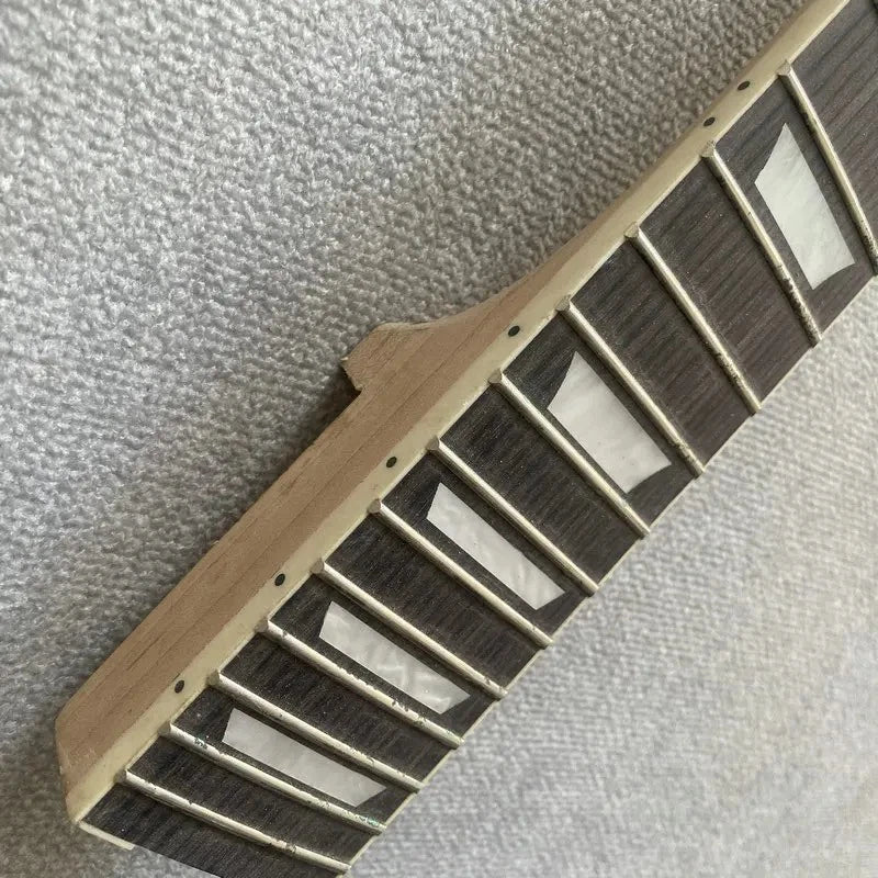 Maple Wood Set In Guitar Neck, Rosewood Fingerboard 22 Frets