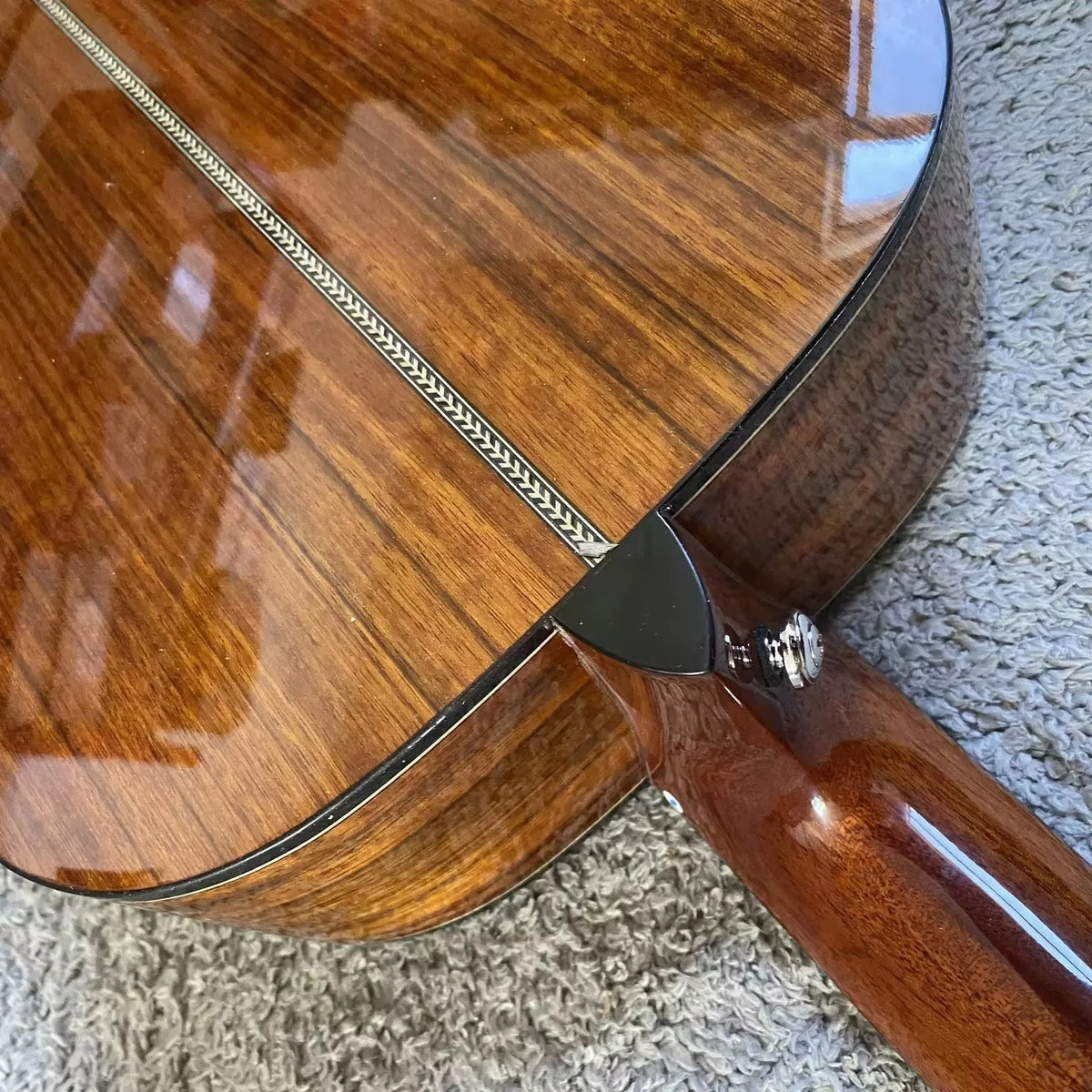 36-Inch All-Solid Acoustic Guitar, Mahogany Neck, Rosewood Fingerboard, 22 Frets