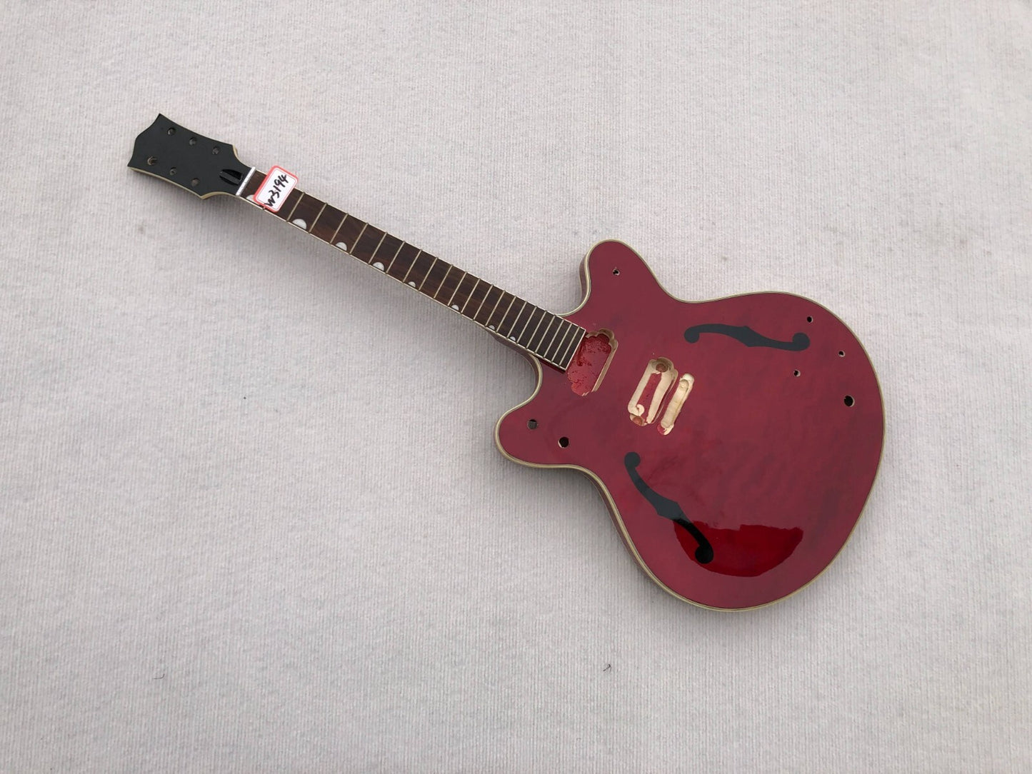 Red Tiger Maple Top Jazz Guitar Semi Hollow Body Maple Neck Rosewood Fingerboard