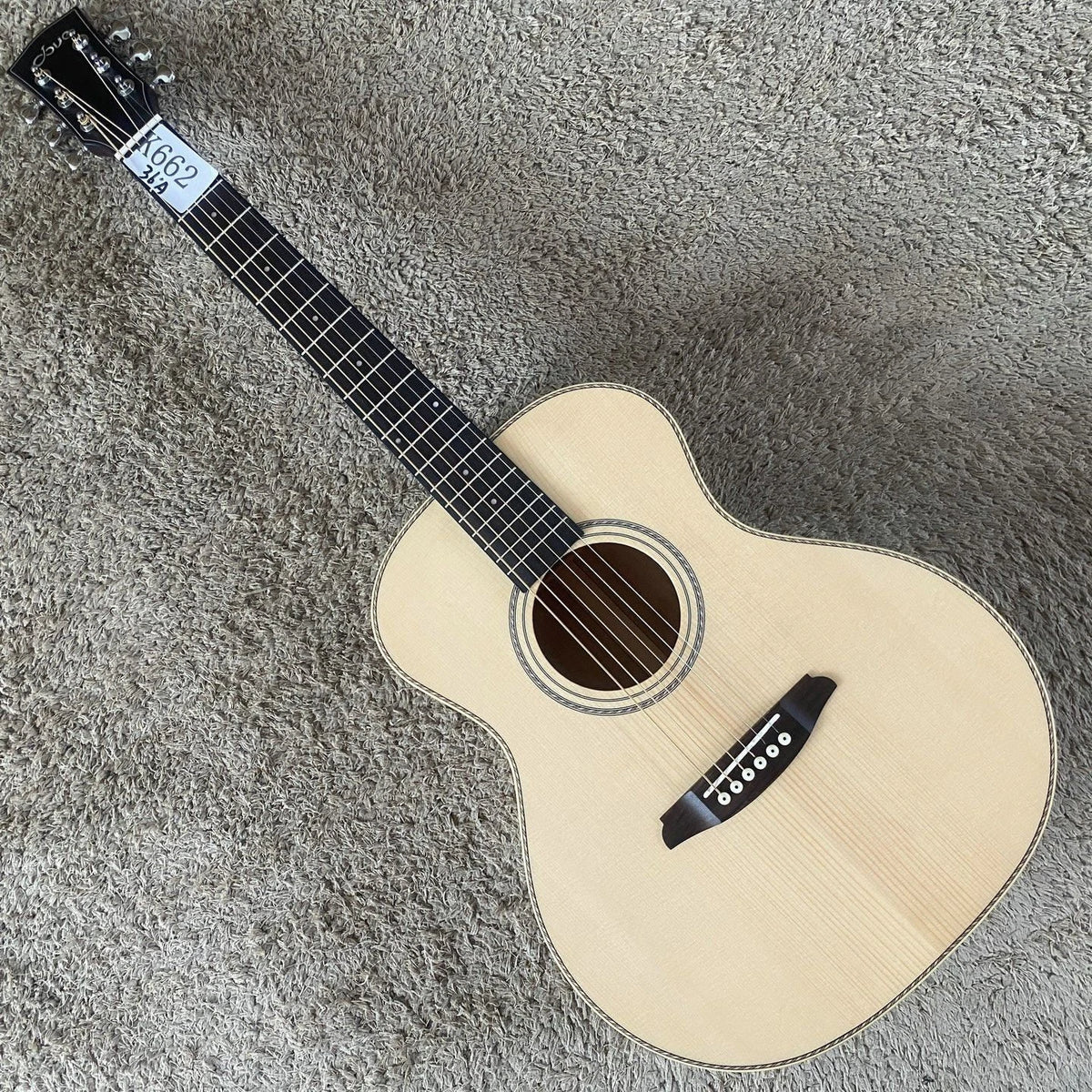 36-Inch Acoustic Guitar, Spruce Top, Rosewood Body