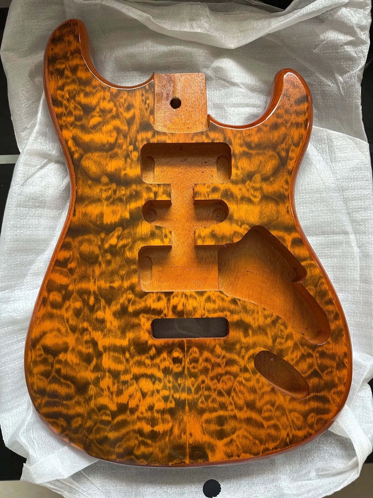 Waterwave Guitar Body, Mahogany, Matte Nitro Fit ST