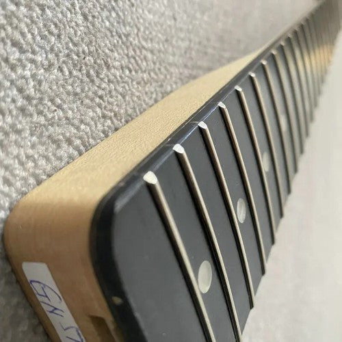 Ramones Guitar Maple Wodo Neck, Rosewood 21 Frets Fingerboard