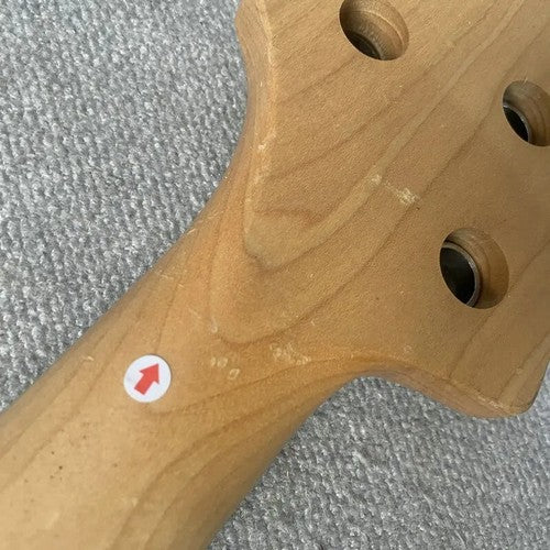 Harley Benton 5 String Bass Maple Wood Neck, 20 Frets Rosewood Fingerboard